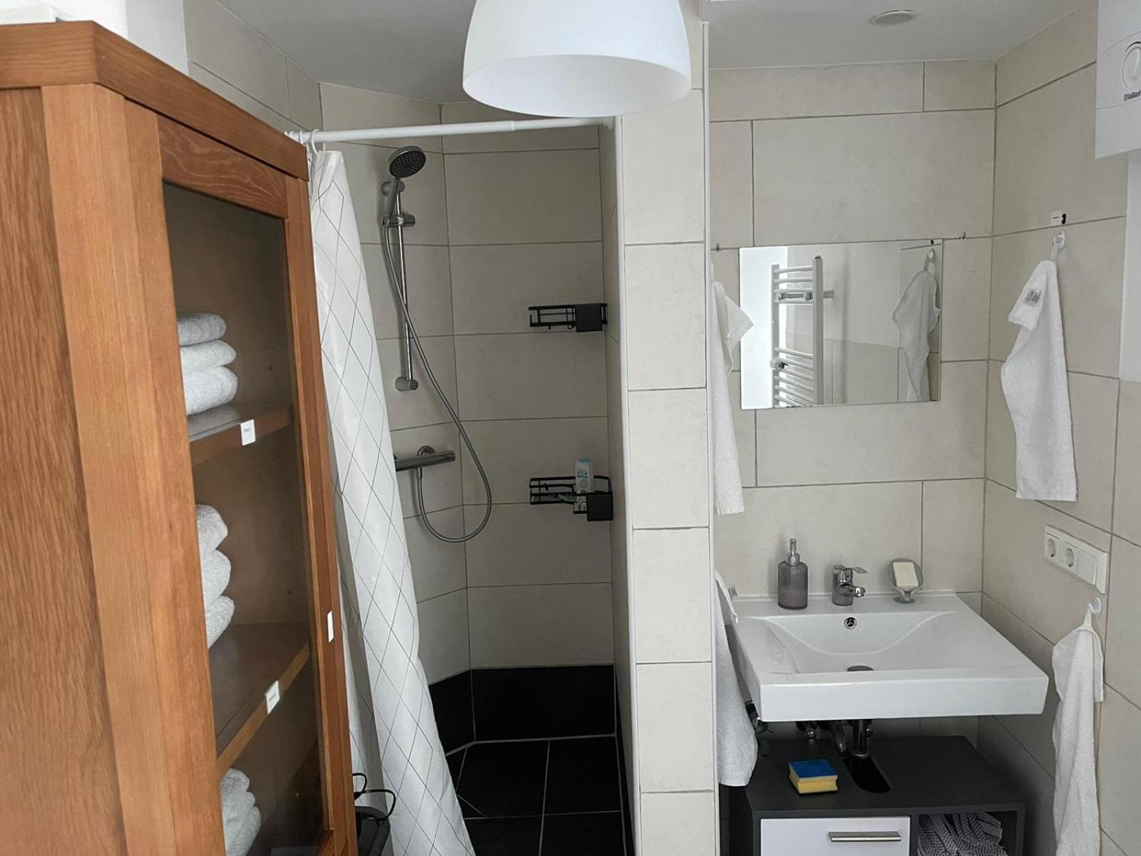 Bequemes Einzelzimmer Im Herzen Von Kassel Exteriér fotografie